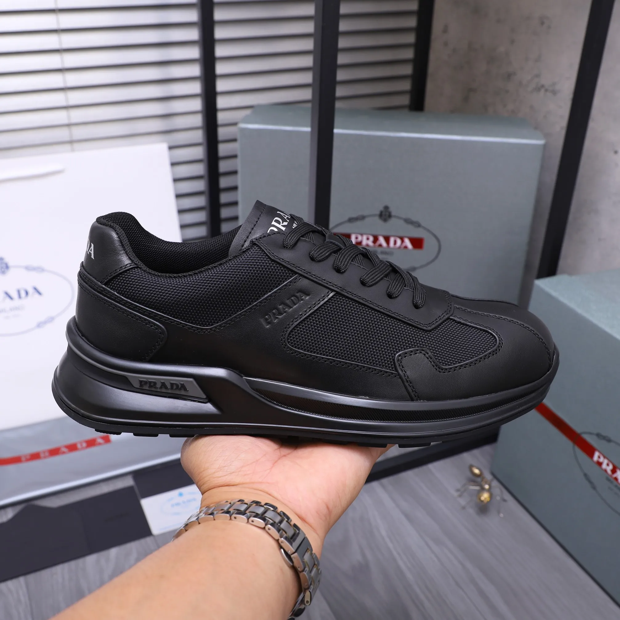 Men's shoes 💰p620 Product trademark: Men's shoes 💰pRADA [Prada] casual shoes, regular size. Size: 38-45 Product materials: selected high-quality cowhide stitching mesh upper mesh lining cowhide insole original rubber outsole